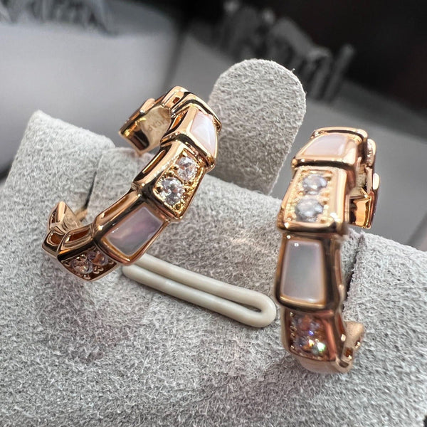 <ORIELL>SERPENTI MOP PINK GOLD EARRINGS